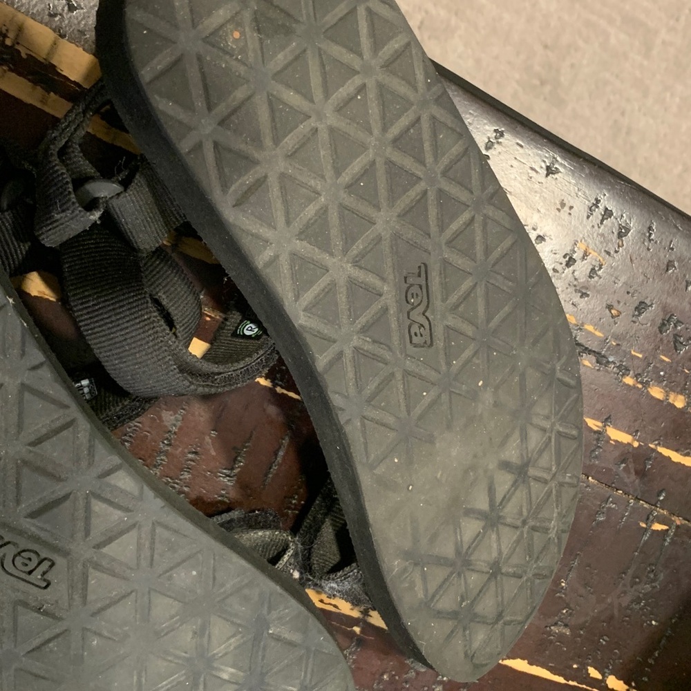 Teva Classic Black Strapped Sandals - Picture 2 of 3